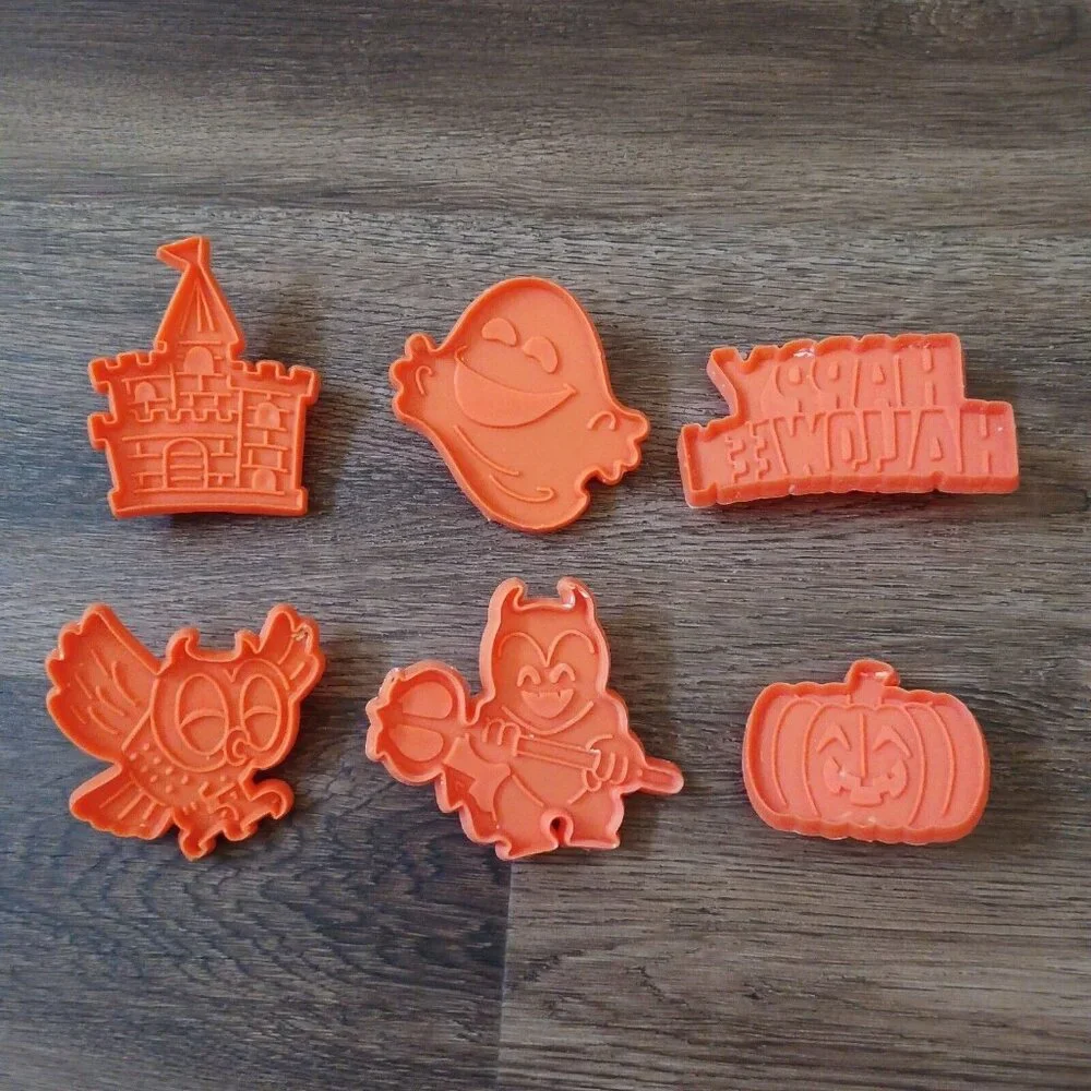 Lot Of 6 Orange Halloween Cookie Cutters Owl Ghost Pumpkin Devil Castle